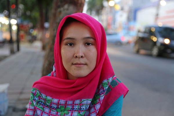 Surviving while seeking asylum